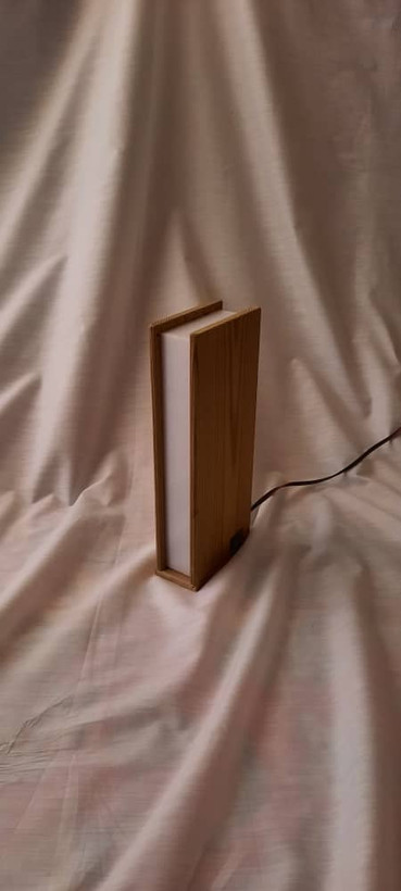 چراغ خواب کتابی کد ۰۳۳